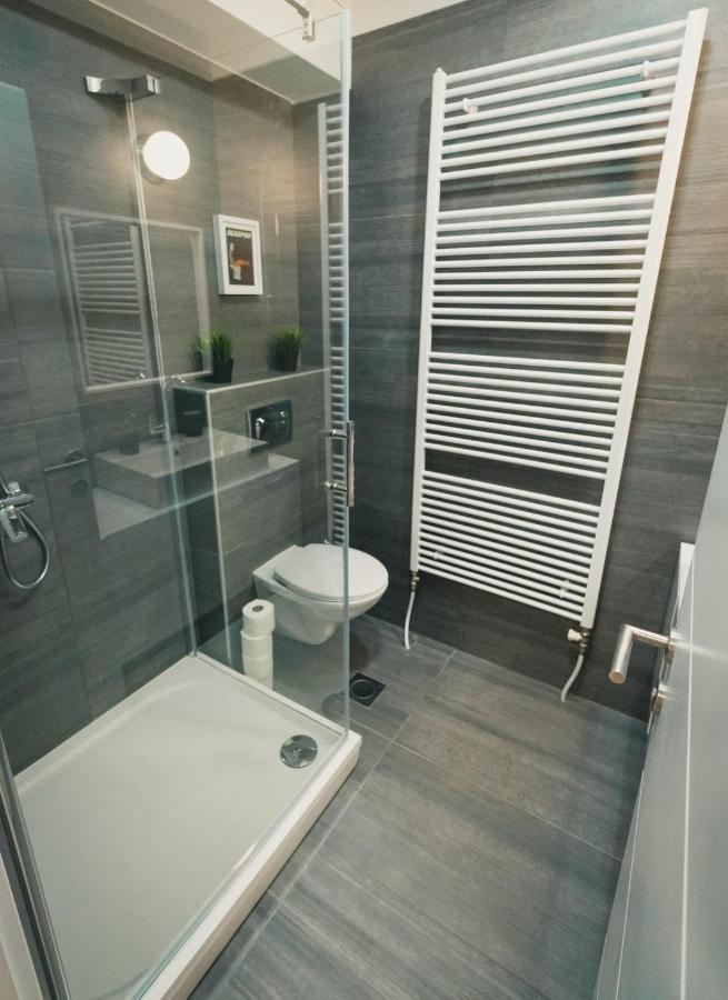 Apartment Franky 6 , 1 St Floor Zágráb Kültér fotó